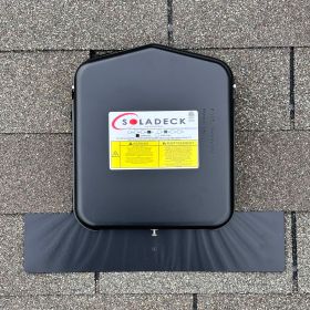 Soladeck 0799-2B Black 1kV Residential/Commercial Rooftop Combiner/Passthrough Box
