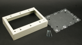 Wiremold V5747-3 3-Gang Shallow Device Box, 4-5/8 in L x 6-1/2 in W x 1-3/8 in H, Steel, Ivory/White