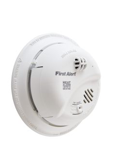 BRK HD6135FB First Alert 120V AC/DC Hardwired Heat Alarm with Fixed Rate (135 Degrees) and Rate-of-Rise (15 Degrees per Minute) Temperature Sensing and 9V Battery Backup